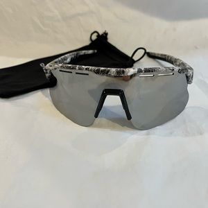 ONEMOOD Black & White Marble Sport Sunglasses